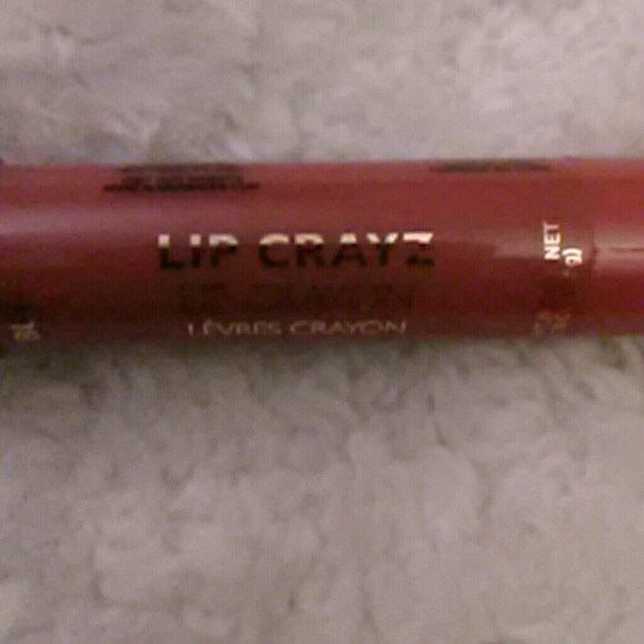 Make up - Picture 2 of 2